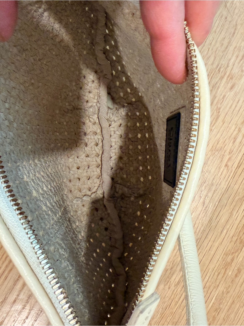 Clare V. Petit Moyen Messenger Crossbody Bag with Top Handle - Picture 6 of 6